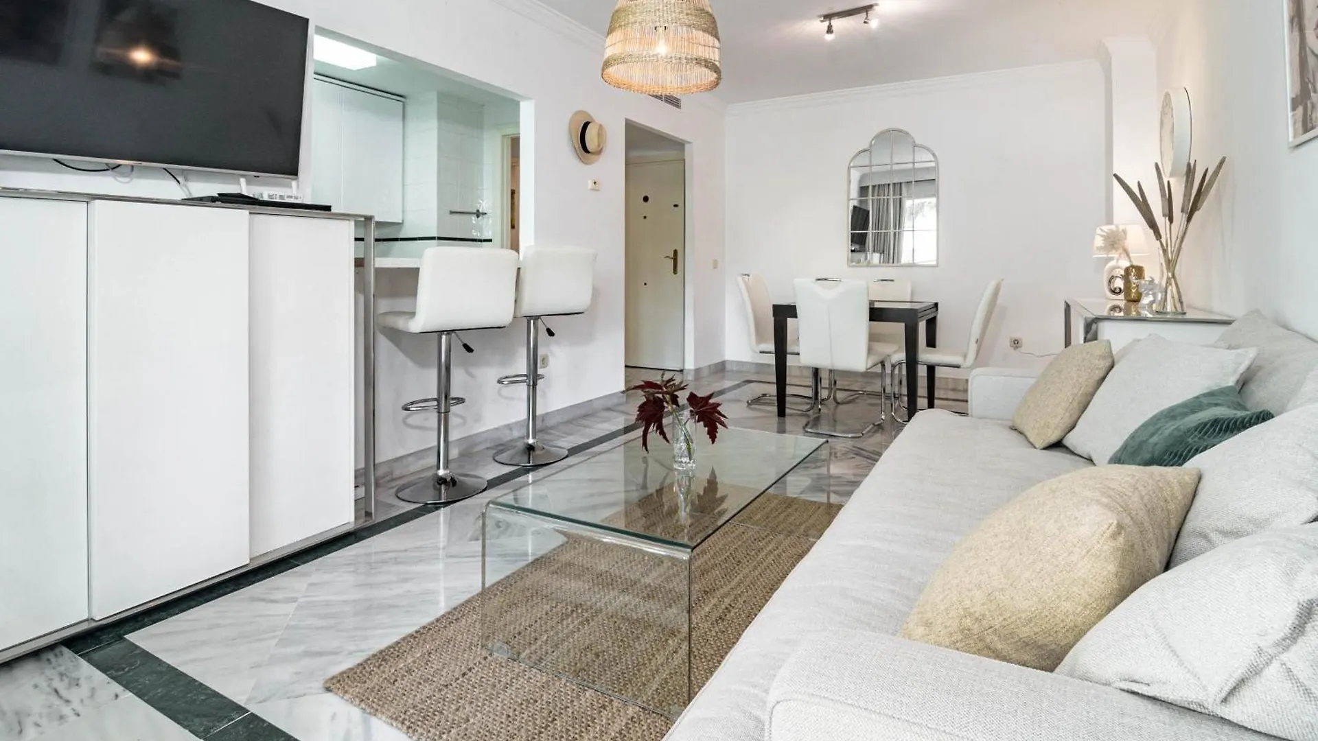Dama De Noche 12 Apartman Marbella Spanyolország